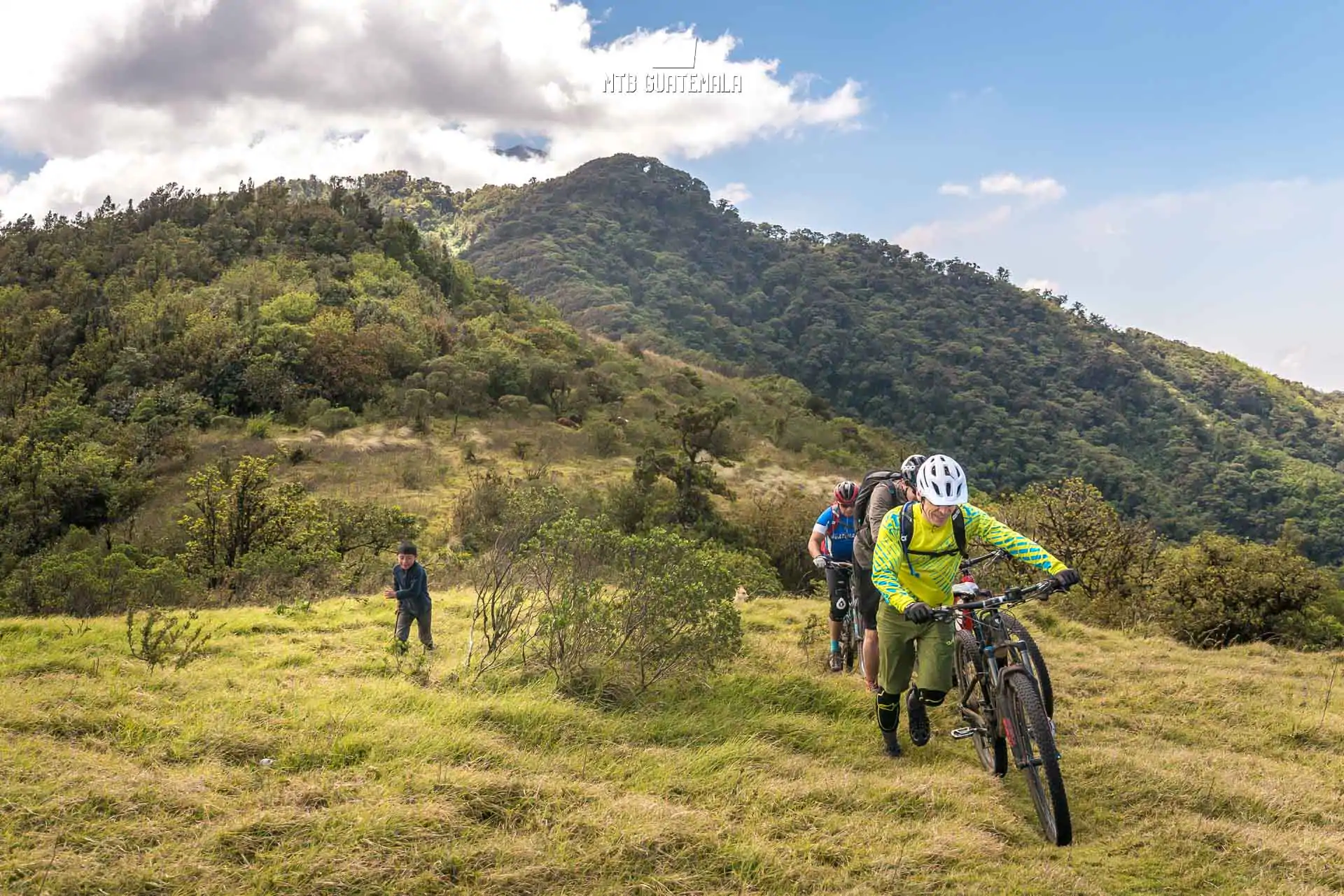 Valle Escondido Adventure MTB Tour  Chimaltenango, Guatemala