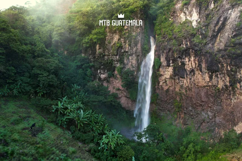 Tecpán to Río Motagua Day Tour