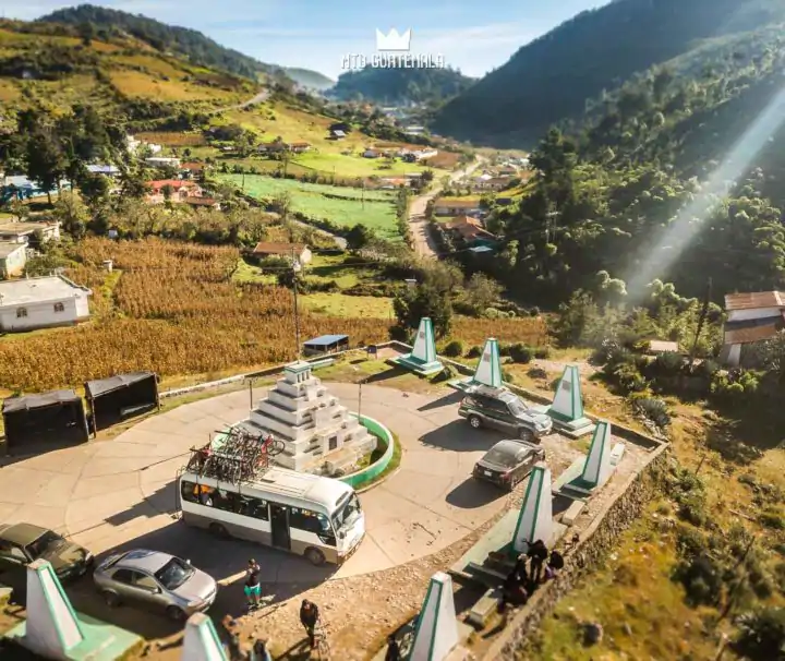 Mirador Juan Diéguez Olaverri. Todos Santos Enduro Tour RN-9 N Huehuetenango, Guatemala