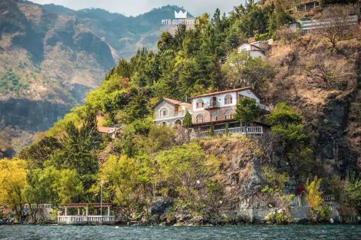 Lake Atitlán , Guatemala