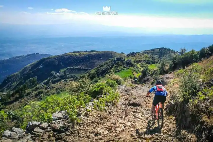 Mountain Biking in the Cuchumatánes - 4,000 vertical feet down to the town below - 9th edition of the Travesía de Los Cuchumatánes. Los Cuchumatánes , Guatemala