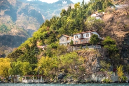 Lake Atitlán , Guatemala