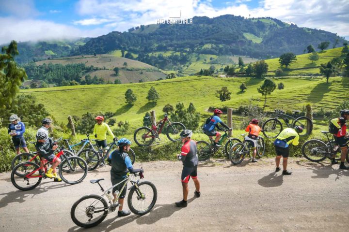 Bicicleta de montaña en Las Nubes Guatemala