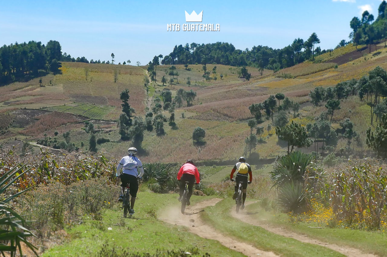 12 de noviembre – Paseo de un día en Antigua Enduro