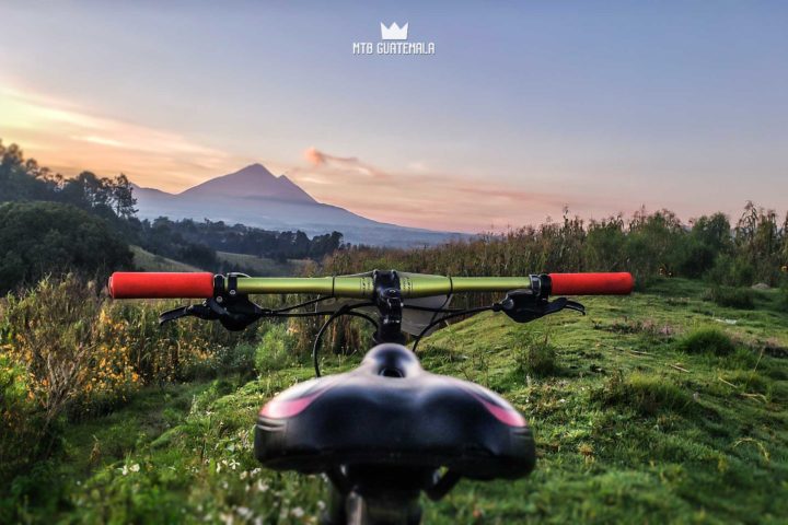 Bicicleta de montaña en Comalapa