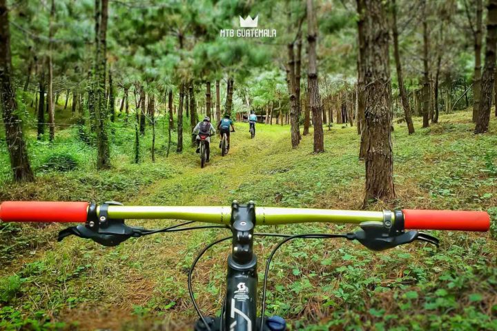 Bicicleta de montaña en Comalapa