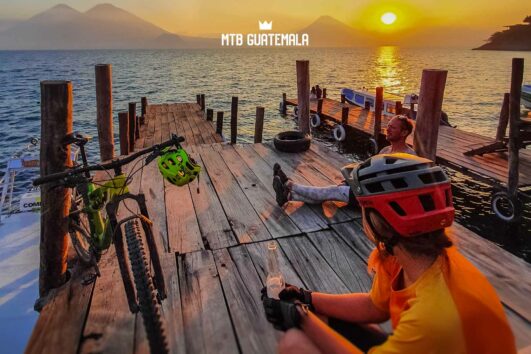 Tecpán - Paseo en bicicleta de montaña por el lago Atitlán