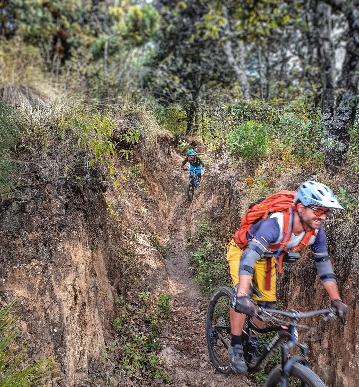 Tecpán trails 🇨🇭✌️.#mtbtravel #mtbtours #gorideyourbike #enduromtb #explore #downhillmtb #outside #freedomontwowheels #adventuretime #adventuremtb #bikelife #mtbguatemala #tecpanguatemala