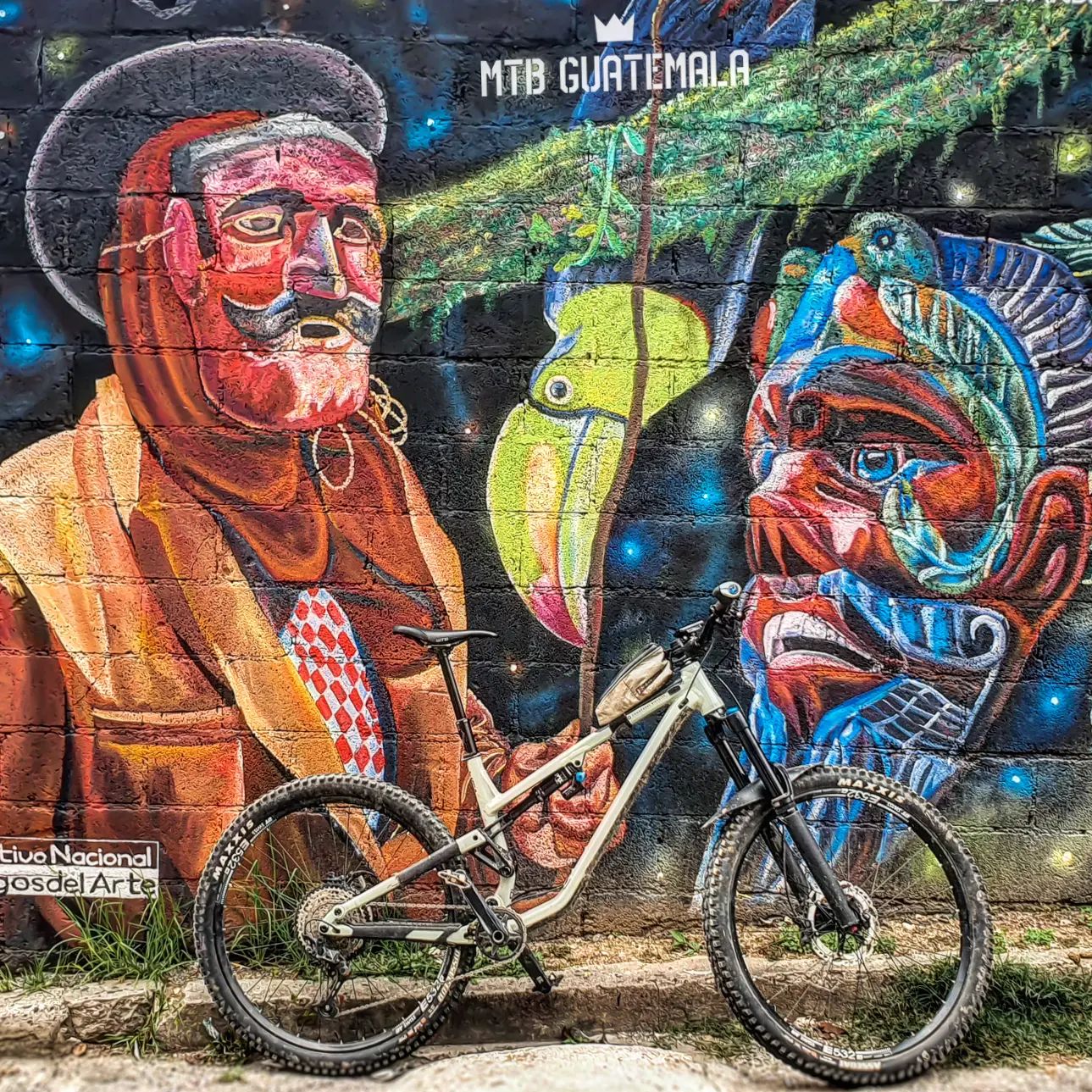 Maximón is revered by the Maya throughout the Guatemalan highlands👹San Simon is the unrecognized Spanish saint, and Maximon is the Mayan shaman. Maximón is said to represent both light and dark, and to be a trickster. He is both a womanizer and a protector of couples..#mayan #visitguatemala #mtbtravel #biketours #mtblife #mtbguide #mtbguatemala #mountainbikeguatemala #guatemala🇬🇹 #travelguatemala #centralamerica #gorideyourbike #mural #guate
