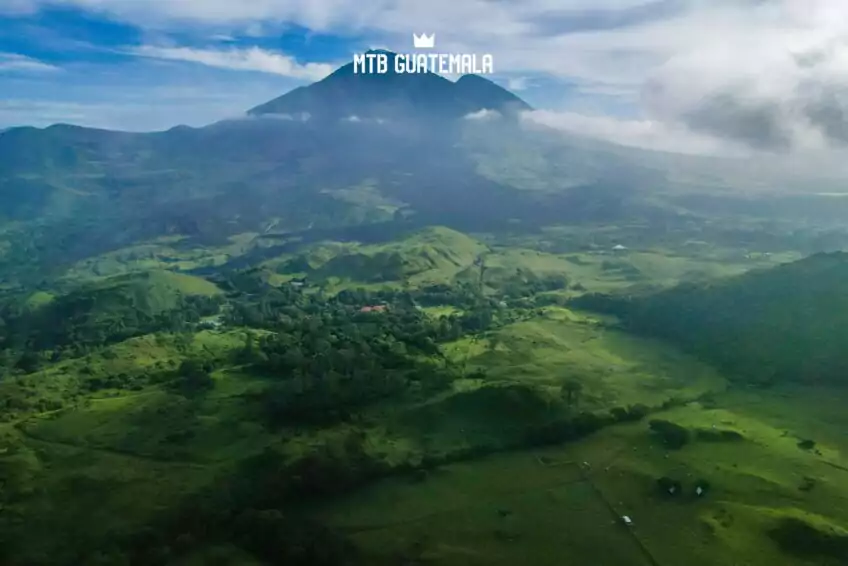 Campamento Pacaya MTB Guatemala