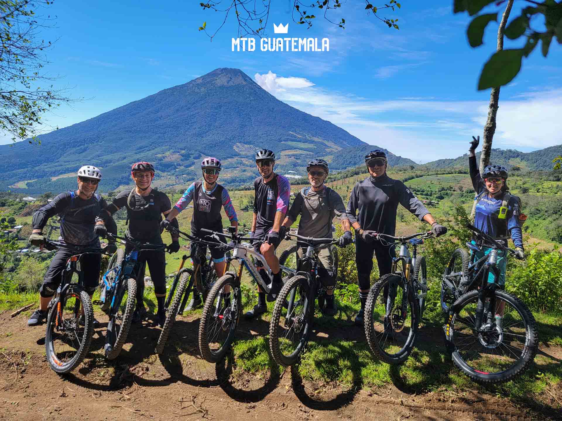 Día de Muertos Enduro - Día 1: Antigua Trails