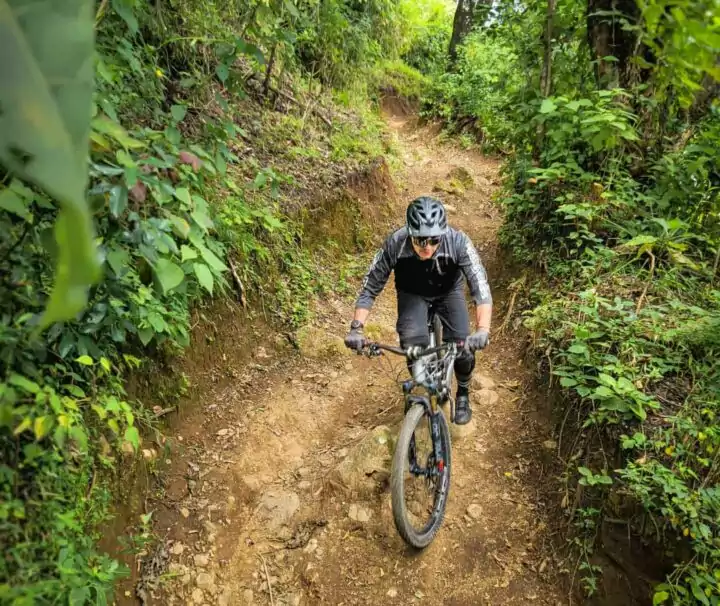 Day of the Dead Enduro - Day 1: Antigua Trails