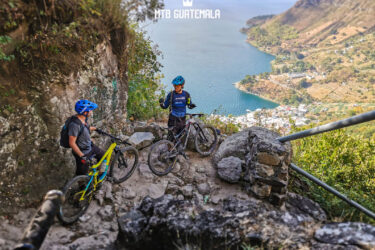 5 y 6 de agosto – Tour de Enduro en el Lago de Atitlán
